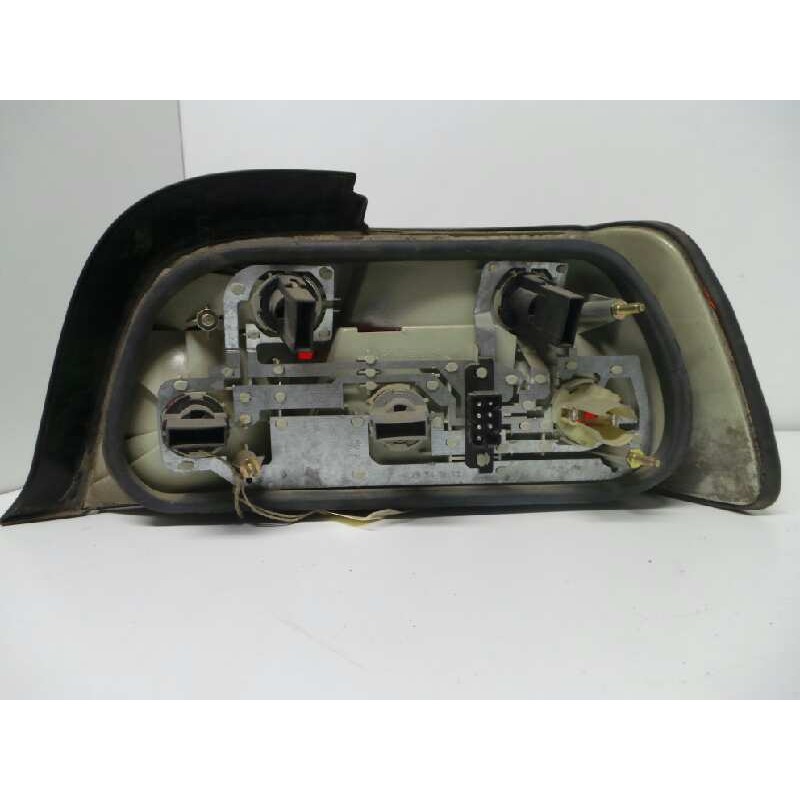 Recambio de piloto trasero izquierdo para bmw serie 3 coupe (e36) referencia OEM IAM 1387653 COUPE AMBAR
