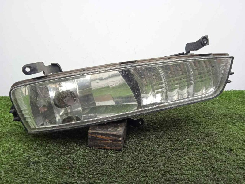 Recambio de faro antiniebla derecho para hyundai accent (mc) 1.5 crdi cat referencia OEM IAM SINREFERENCIA  