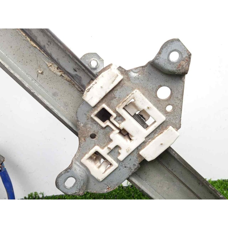 Recambio de elevalunas delantero izquierdo para nissan almera (n16/e) acenta referencia OEM IAM  ELECTRICO - 2.PIN 