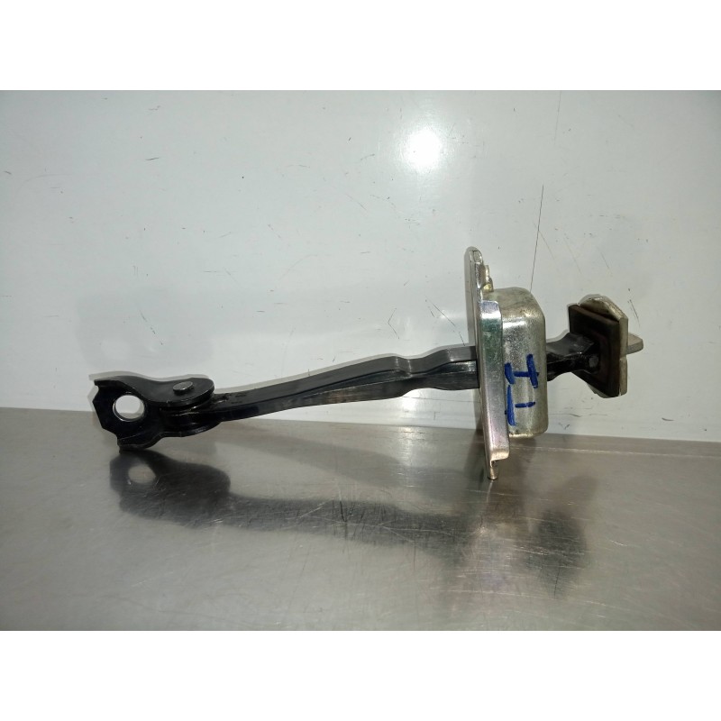 Recambio de retenedor puerta para nissan qashqai (j11) 1.5 turbodiesel cat referencia OEM IAM  TRASERA IZQUIERDA