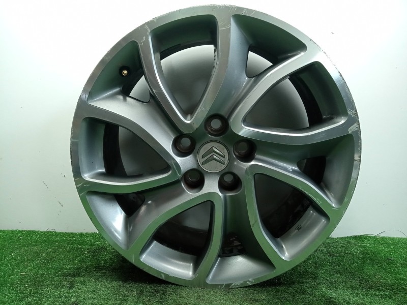 Recambio de llanta para citroën c-crosser 2.2 hdi fap cat referencia OEM IAM  18´´PULGADAS LLANTAS - LLANTA
