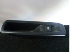 Recambio de mando elevalunas trasero izquierdo para renault megane iii sport tourer 1.5 dci diesel fap referencia OEM IAM 829500 2
