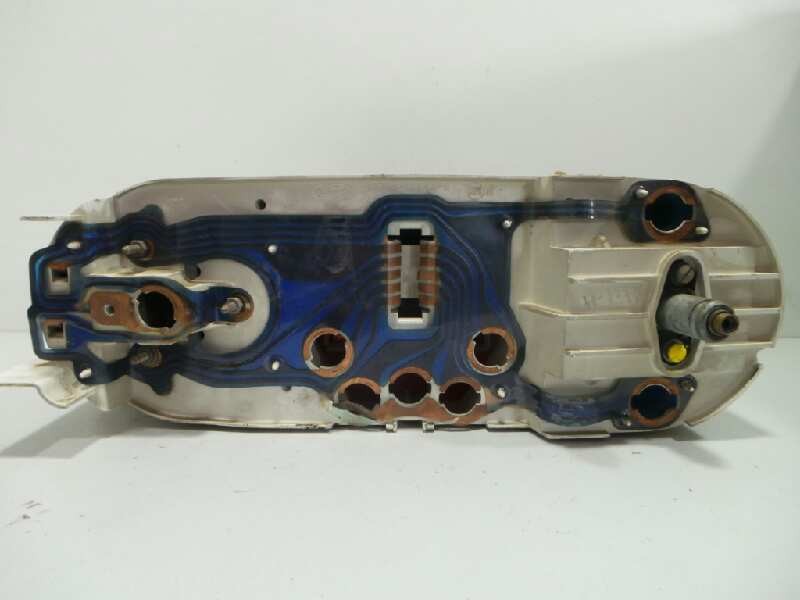 Recambio de cuadro instrumentos para ford fiesta berl./express 1.1 referencia OEM IAM 77FB10849BC-141705-77FB10841AD  