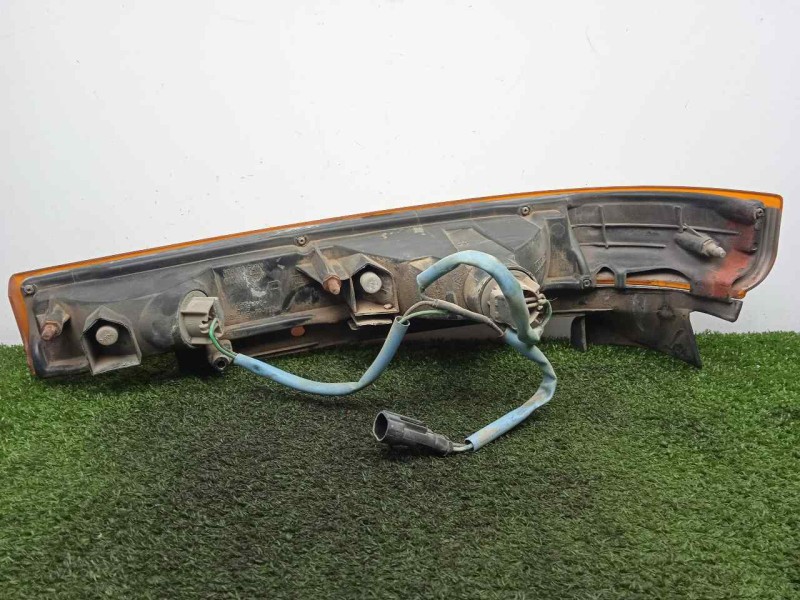 Recambio de piloto delantero derecho para mitsubishi canter 01/99  3.9 diesel referencia OEM IAM SINREFERENCIA AMBAR 