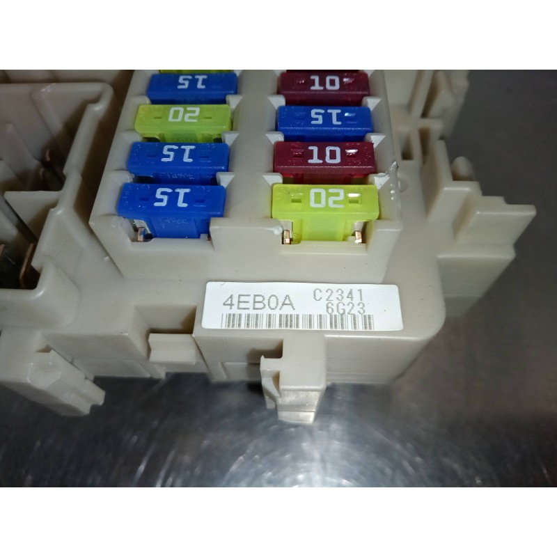 Recambio de caja reles / fusibles para nissan qashqai (j11) 1.5 turbodiesel cat referencia OEM IAM 243504EB0A-4EB0A  