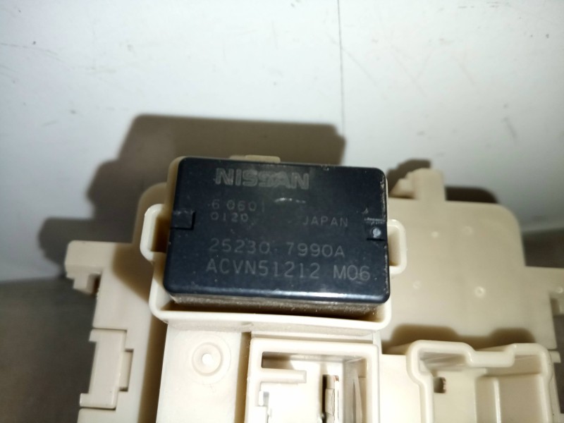 Recambio de caja reles / fusibles para nissan qashqai (j11) 1.5 turbodiesel cat referencia OEM IAM 243504EB0A-4EB0A  