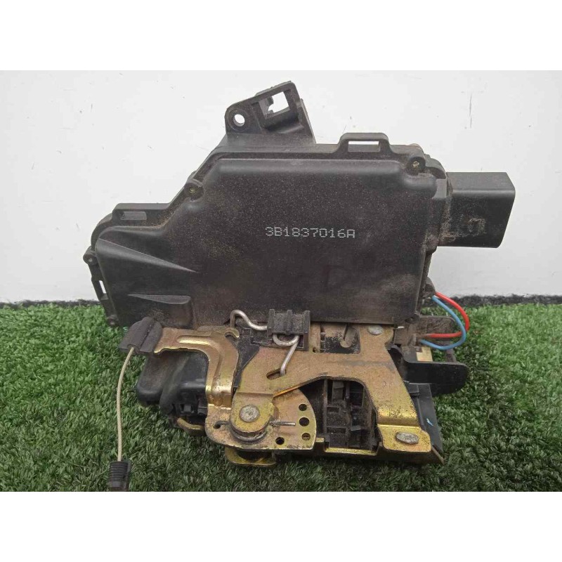 Recambio de cerradura puerta delantera izquierda para seat arosa (6h1) 1.0 referencia OEM IAM 3B1837016A 8.PINES 
