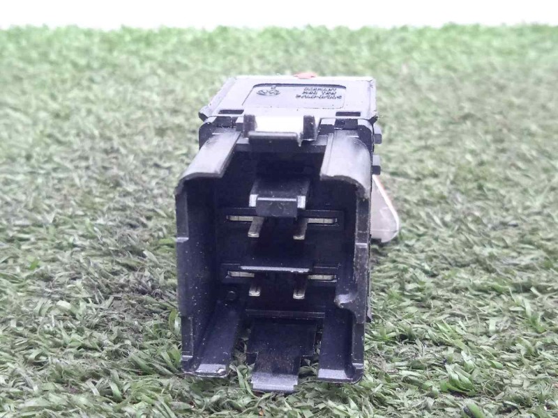 Recambio de warning para volkswagen golf v berlina (1k1) 2.0 tdi referencia OEM IAM 1K0957509A 4.PINES 