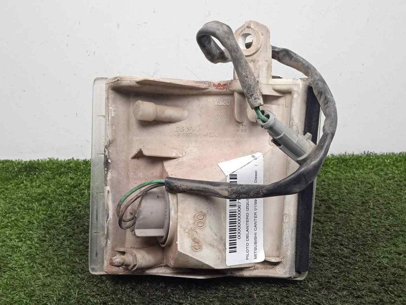 Recambio de piloto delantero izquierdo para mitsubishi canter 01/99  3.9 diesel referencia OEM IAM SINREFERENCIA TRANSPARENTE 