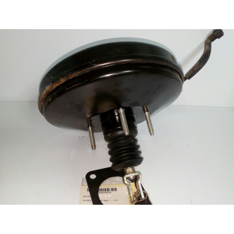 Recambio de servofreno para peugeot 107 1.0 cat (384f) referencia OEM IAM 0204051248-02501B-472000H010B BOSCH 