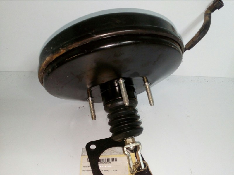 Recambio de servofreno para peugeot 107 1.0 cat (384f) referencia OEM IAM 0204051248-02501B-472000H010B BOSCH 