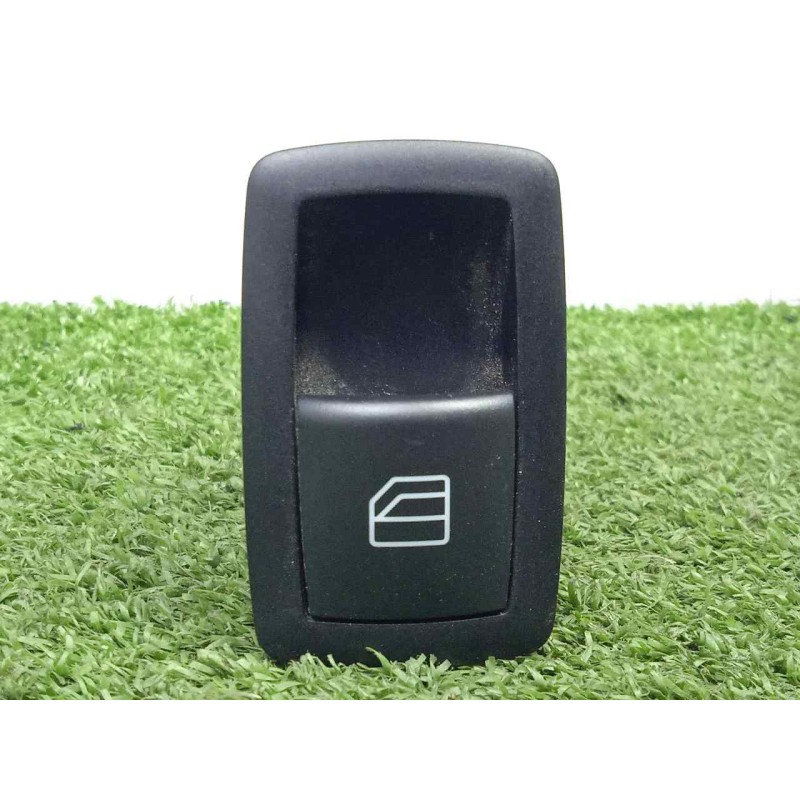 Recambio de mando elevalunas trasero izquierdo para mercedes-benz clase r (w251) 3.0 cdi cat referencia OEM IAM A2518200510-0312