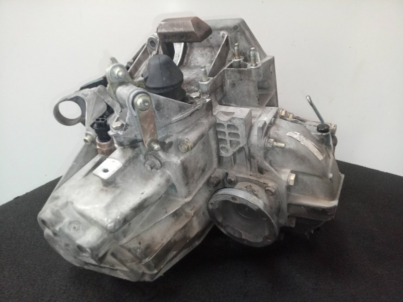 Recambio de caja cambios para lancia lybra berlina 1.9 turbodiesel cat referencia OEM IAM SINREFERENCIA 5.VELOCIDADES MANUAL