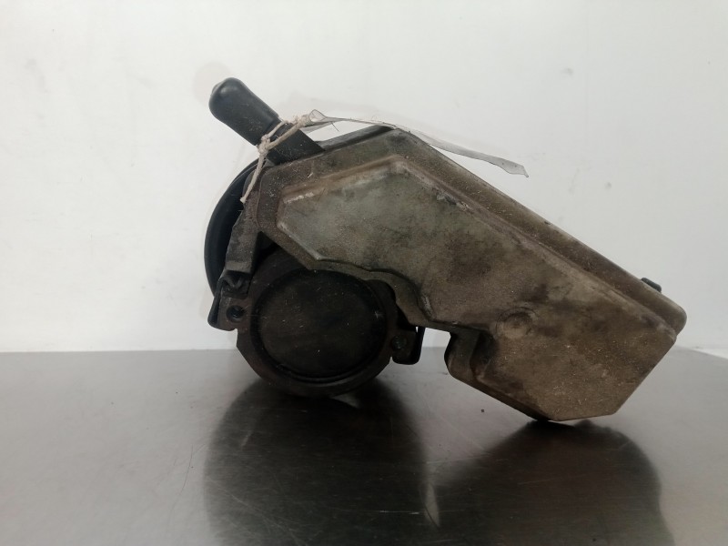 Recambio de bomba direccion para opel vectra b berlina 1.8 16v cat referencia OEM IAM 90495957-26044812OG-90409232  