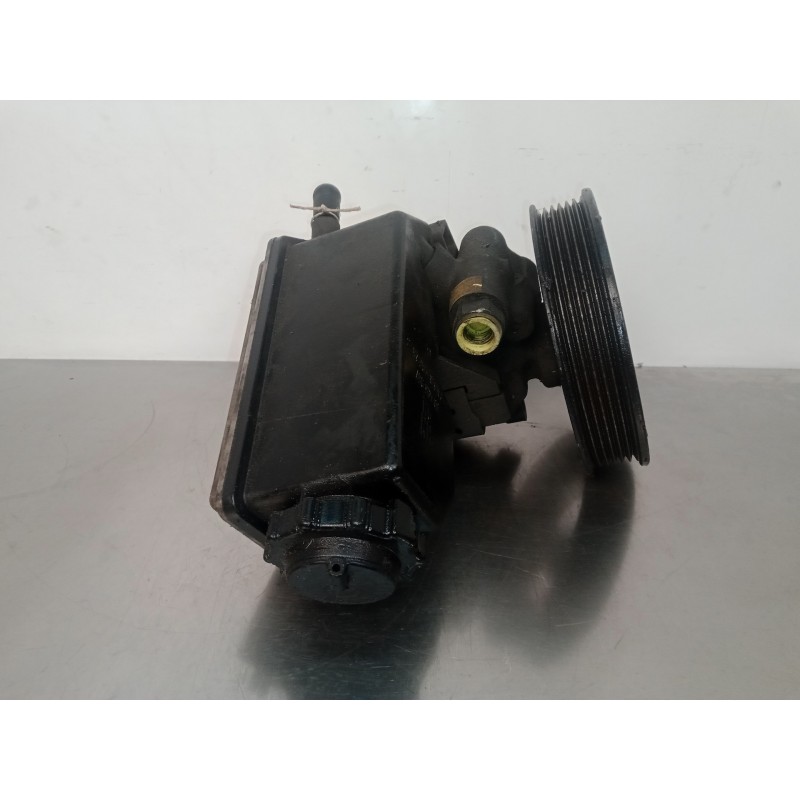 Recambio de bomba direccion para opel vectra b berlina 1.8 16v cat referencia OEM IAM 90495957-26044812OG-90409232  