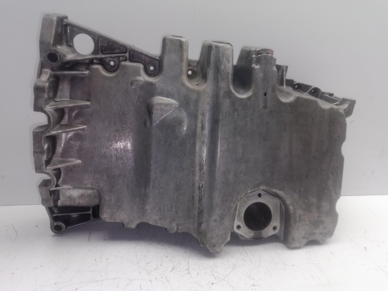 Recambio de carter para audi a4 berlina (8e) 2.0 tdi referencia OEM IAM 03G103603J  