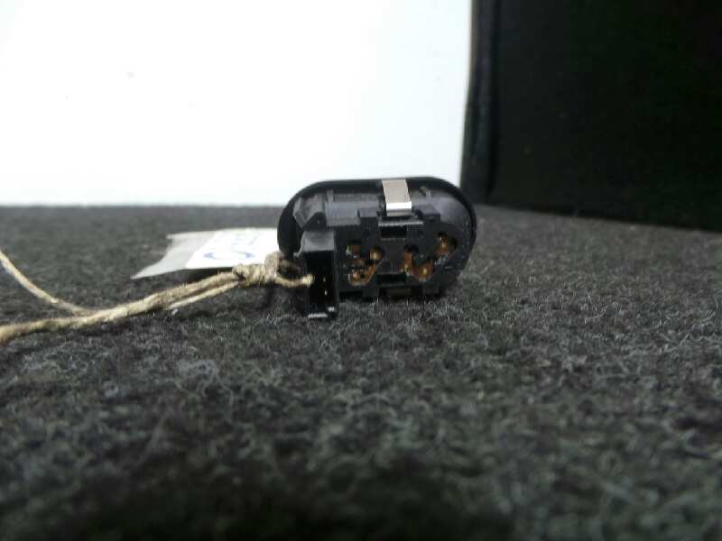 Recambio de mando elevalunas delantero derecho para opel astra g berlina 1.6 referencia OEM IAM   4 PINES