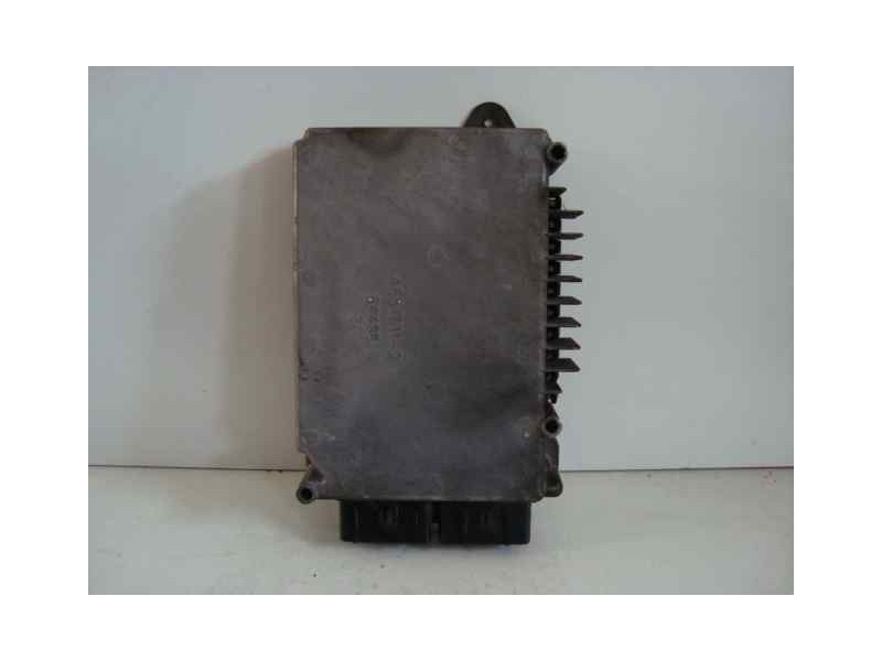 Recambio de centralita motor uce para chrysler voyager (rg) referencia OEM IAM P04748211AF-T04EH341632987-8211AF  