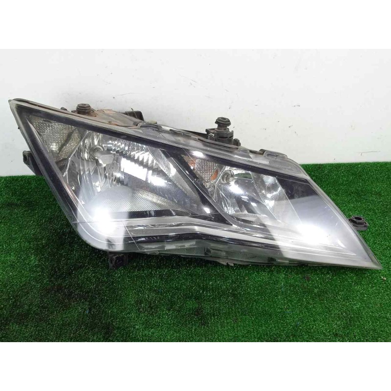 Recambio de faro derecho para seat leon (5f1) 1.6 tdi referencia OEM IAM 5F1941006A-90010799 HALOGENO 