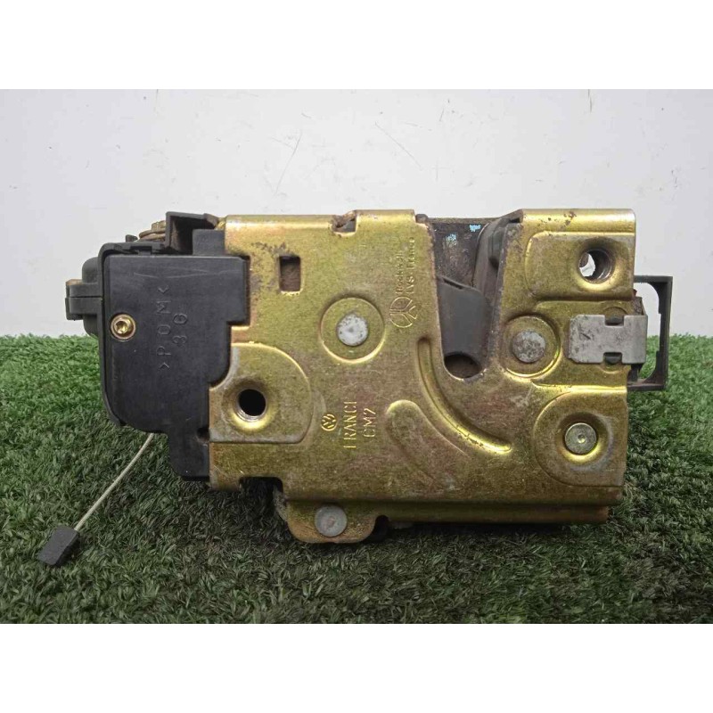 Recambio de cerradura puerta delantera derecha para seat arosa (6h1) 1.0 referencia OEM IAM 3B1837016A 8.PINES 