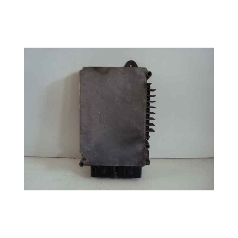 Recambio de centralita motor uce para chrysler voyager (rg) referencia OEM IAM P04748211AF-T04EH341632987-8211AF  