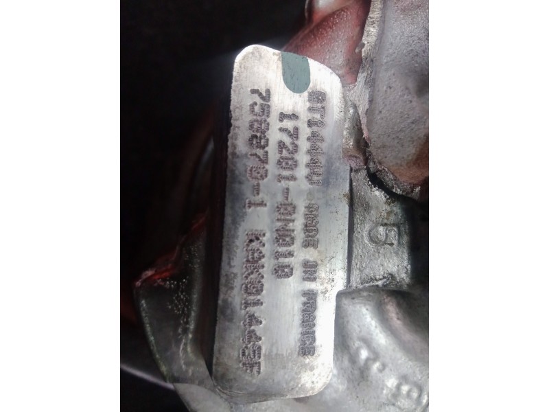 Recambio de turbocompresor para toyota auris 1.4 turbodiesel cat referencia OEM IAM 7588701-172010N010  
