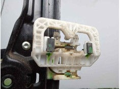 Recambio de elevalunas delantero izquierdo para iveco daily furgón 2.3 diesel cat referencia OEM IAM SINREFERENCIA ELECTRICO CON 2