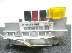 Recambio de caja reles / fusibles para fiat doblo cargo (223) 1.2 cat referencia OEM IAM 51756258  DELPHI 2