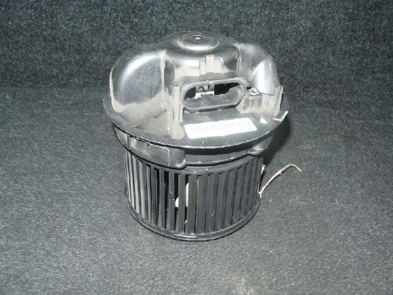 Recambio de motor calefaccion para peugeot 107 1.0 cat (384f) referencia OEM IAM N101812H  VALEO