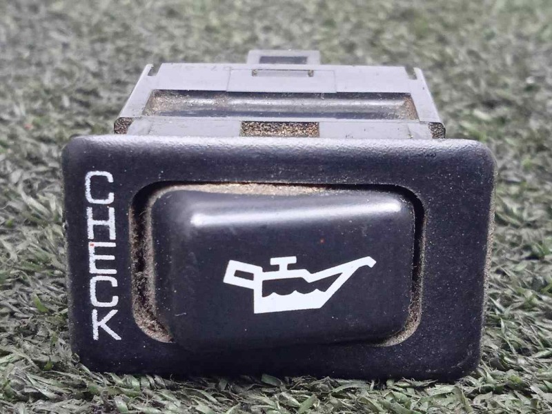 Recambio de interruptor para mitsubishi canter 01/99  3.9 diesel referencia OEM IAM SINREFERENCIA  