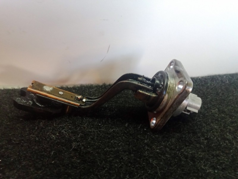 Recambio de sensor para toyota auris 1.4 turbodiesel cat referencia OEM IAM NOTIENEREFERENCIA  