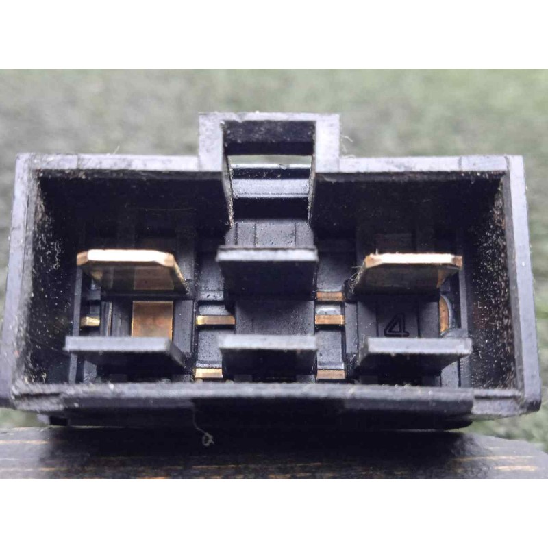Recambio de interruptor para mitsubishi canter 01/99  3.9 diesel referencia OEM IAM SINREFERENCIA  