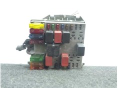 Recambio de caja reles / fusibles para fiat punto berlina (188) 1.2 cat referencia OEM IAM 46778446-263023  