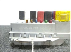 Recambio de caja reles / fusibles para fiat punto berlina (188) 1.2 cat referencia OEM IAM 46778446-263023   2