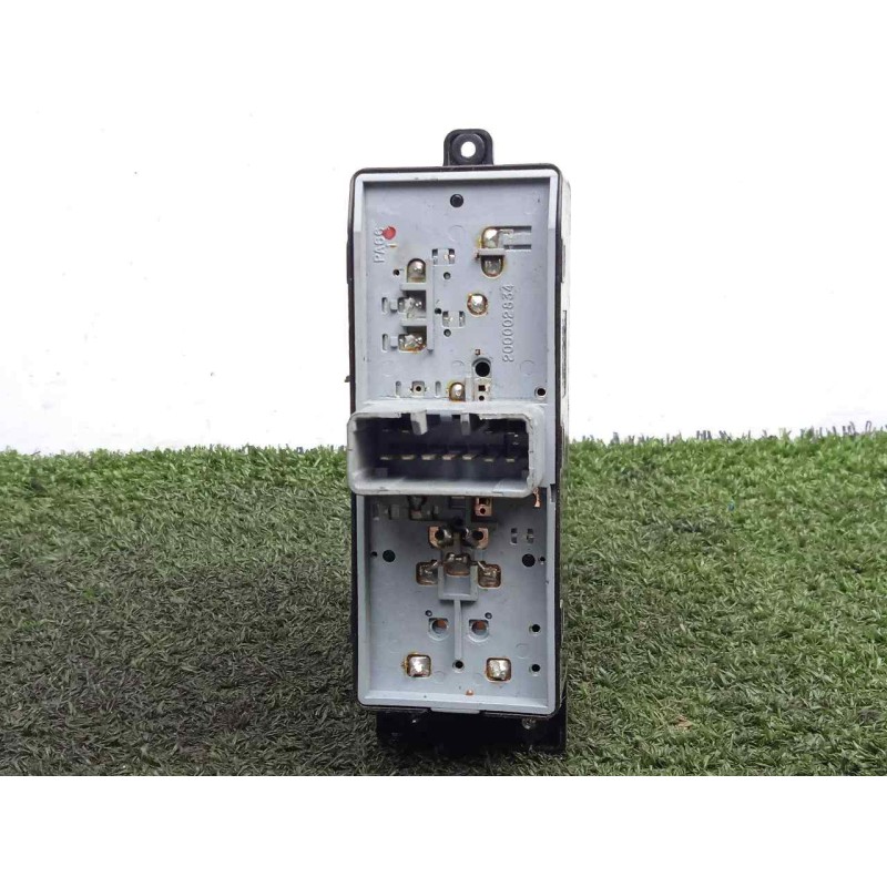 Recambio de mando elevalunas delantero derecho para kia carens (un) 2.0 crdi referencia OEM IAM 935751D0003W  