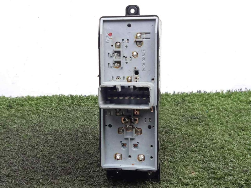 Recambio de mando elevalunas delantero derecho para kia carens (un) 2.0 crdi referencia OEM IAM 935751D0003W  