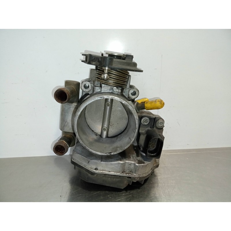 Recambio de caja mariposa para audi a4 berlina (b5) 1.8 20v referencia OEM IAM 058133063  