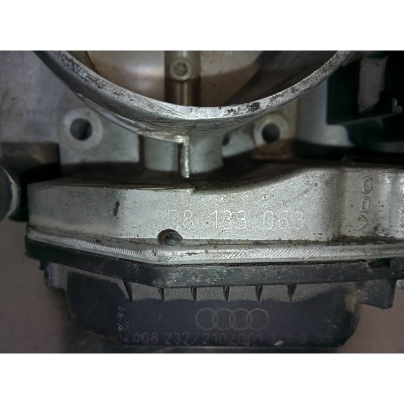 Recambio de caja mariposa para audi a4 berlina (b5) 1.8 20v referencia OEM IAM 058133063  