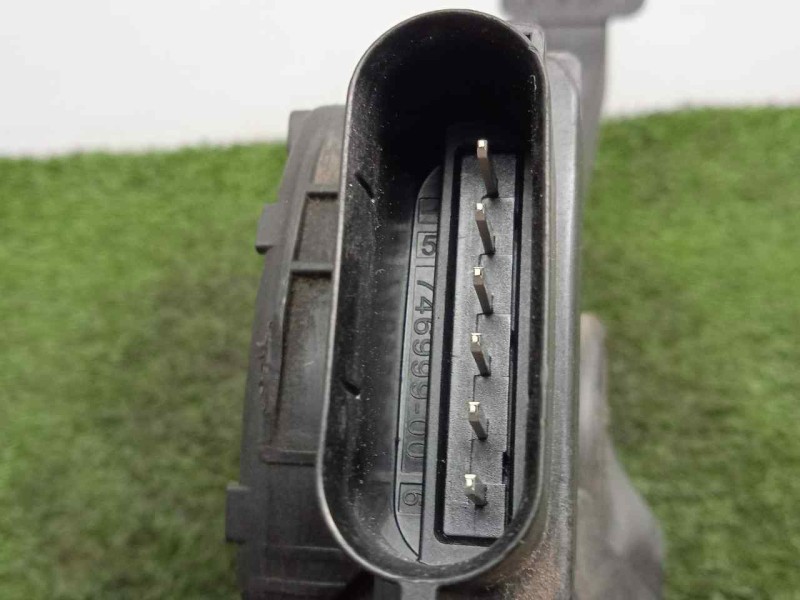 Recambio de potenciometro pedal para volvo xc60 2.0 diesel cat referencia OEM IAM 31329062-6PV01083416 6.PINES 