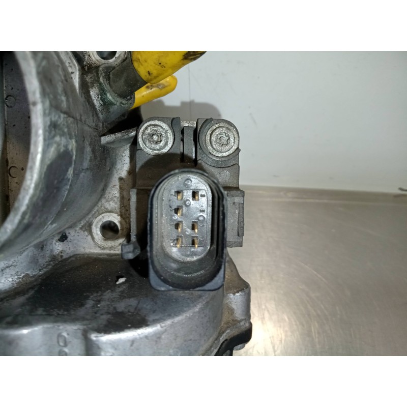 Recambio de caja mariposa para audi a4 berlina (b5) 1.8 20v referencia OEM IAM 058133063  
