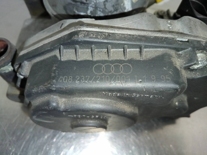 Recambio de caja mariposa para audi a4 berlina (b5) 1.8 20v referencia OEM IAM 058133063  