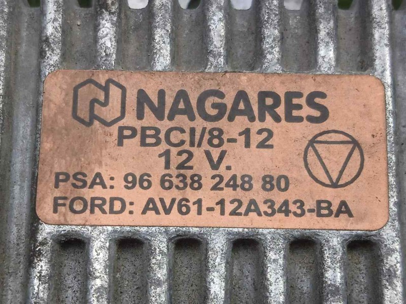 Recambio de caja precalentamiento para citroën c4 picasso 2.0 hdi fap referencia OEM IAM 9663824880-AV6112A343BA  