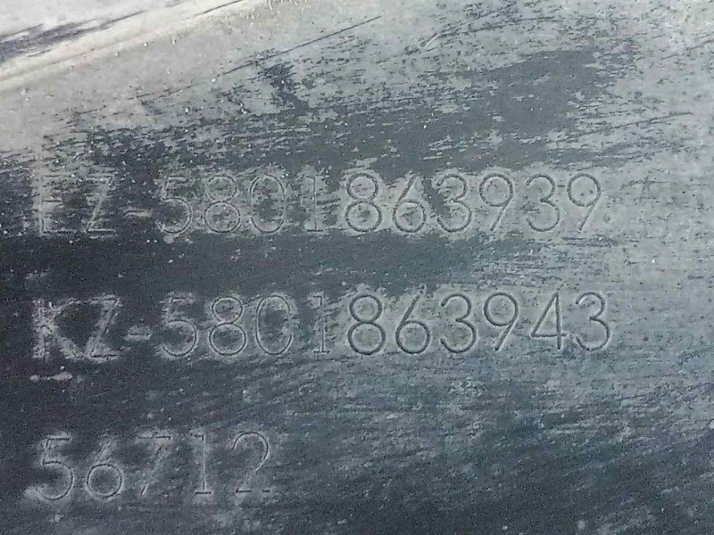 Recambio de aletin delantero derecho para iveco daily furgón 2.3 diesel cat referencia OEM IAM 5801863939-5801863943  