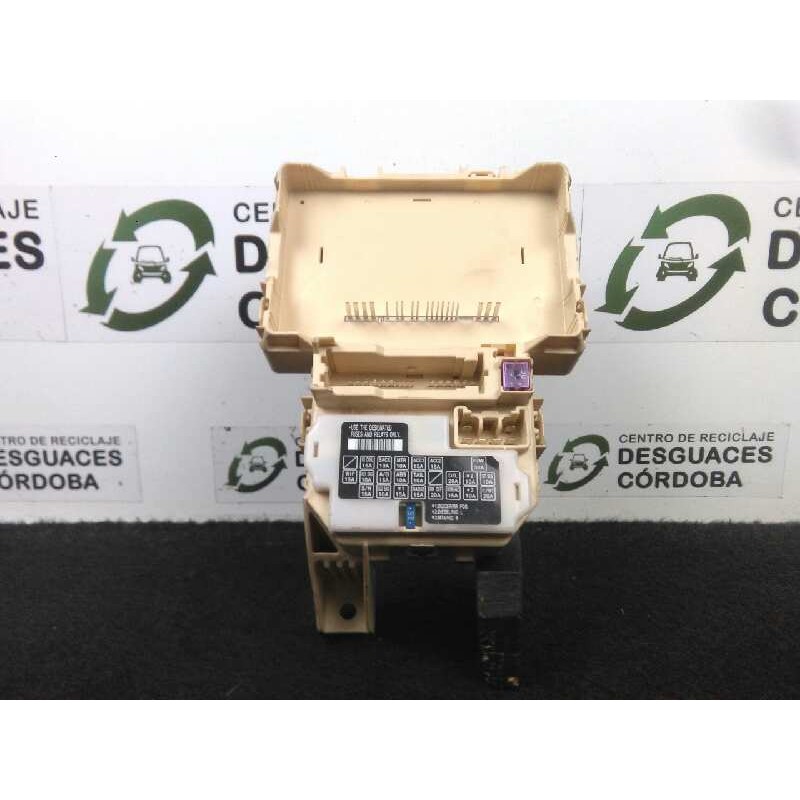 Recambio de caja reles / fusibles para opel agila b 1.2 cat (k12b / luy) referencia OEM IAM YV1A0L  