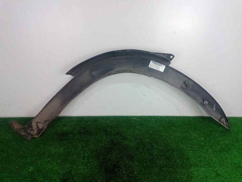 Recambio de aletin delantero izquierdo para iveco daily furgón 2.3 diesel cat referencia OEM IAM 5801863938-5801863940  