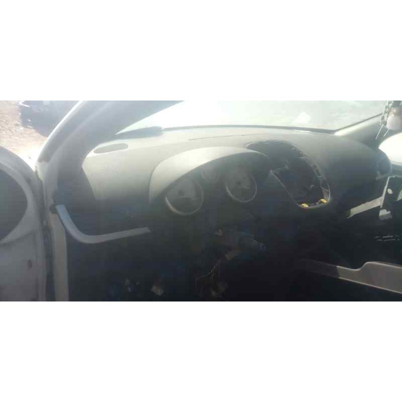 Recambio de salpicadero para peugeot 207 1.4 hdi referencia OEM IAM  TARA 