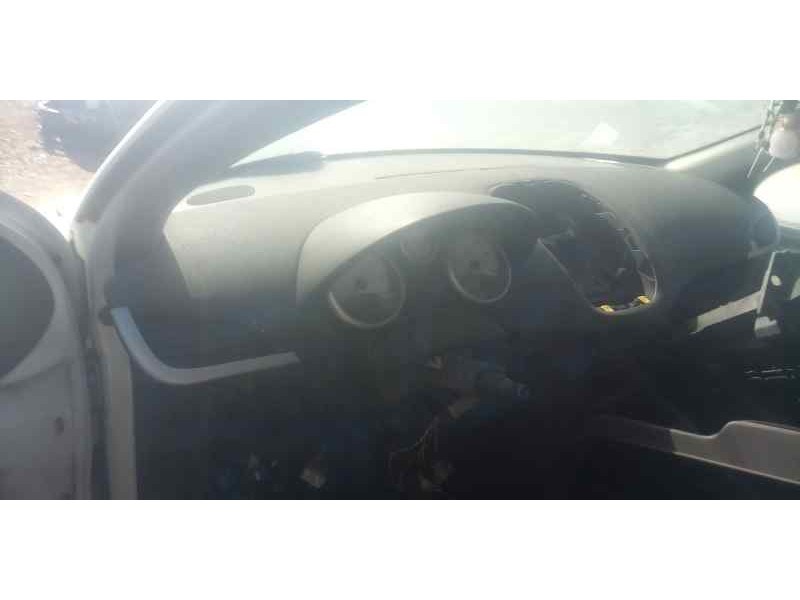 Recambio de salpicadero para peugeot 207 1.4 hdi referencia OEM IAM  TARA 