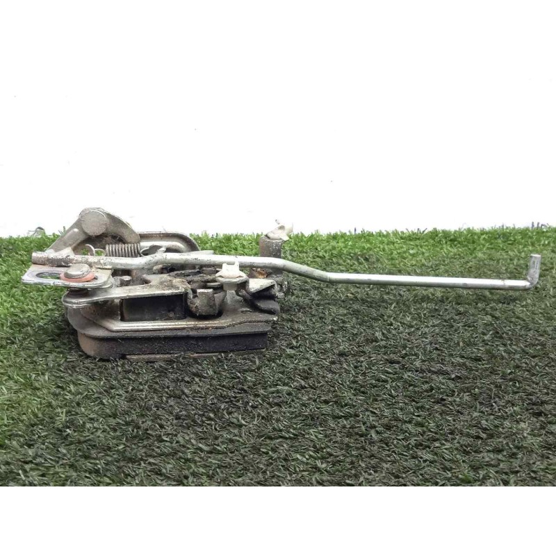 Recambio de cerradura puerta delantera derecha para mitsubishi canter 01/99  3.9 diesel referencia OEM IAM SINREFERENCIA MECANIC