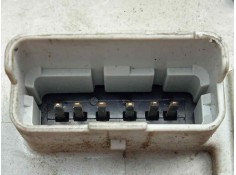 Recambio de cerradura puerta delantera derecha para citroën berlingo 1.9 diesel referencia OEM IAM  2.SERIE - 6.PINES CONECTOR.O 2