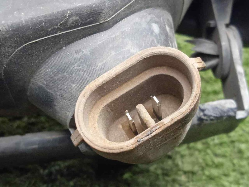 Recambio de faro antiniebla izquierdo para hyundai accent (mc) 1.5 crdi cat referencia OEM IAM SINREFERENCIA  